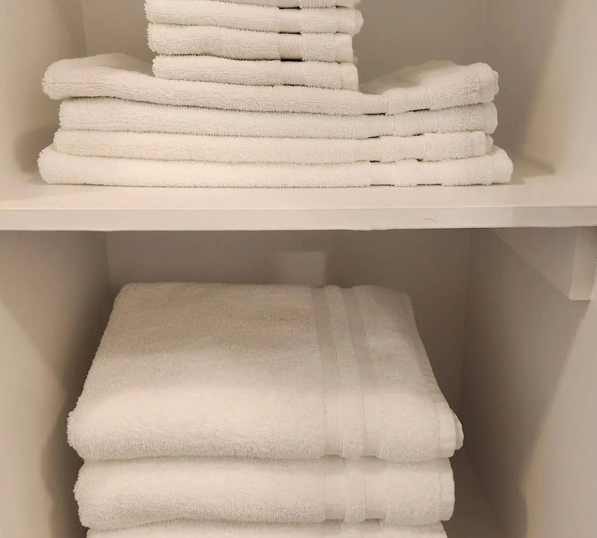 Queen St West Haven - Modern Loft, Downtown Toronto, Free Parking 0*, トロント カナダ